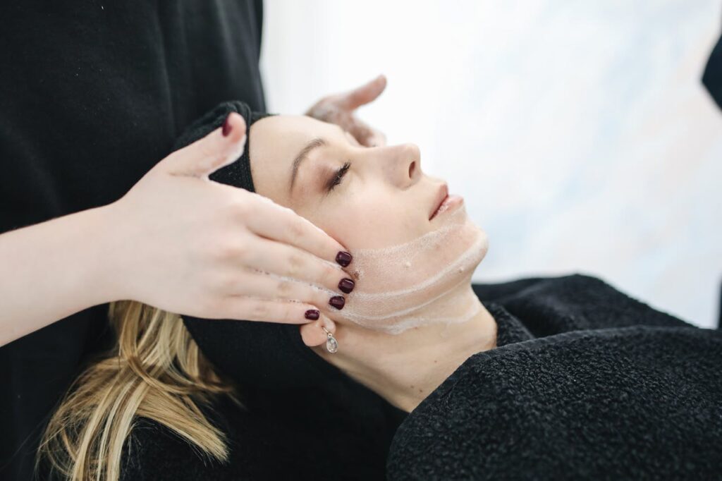 Facial treatment in a salon: how to know if it’s really right for your skin